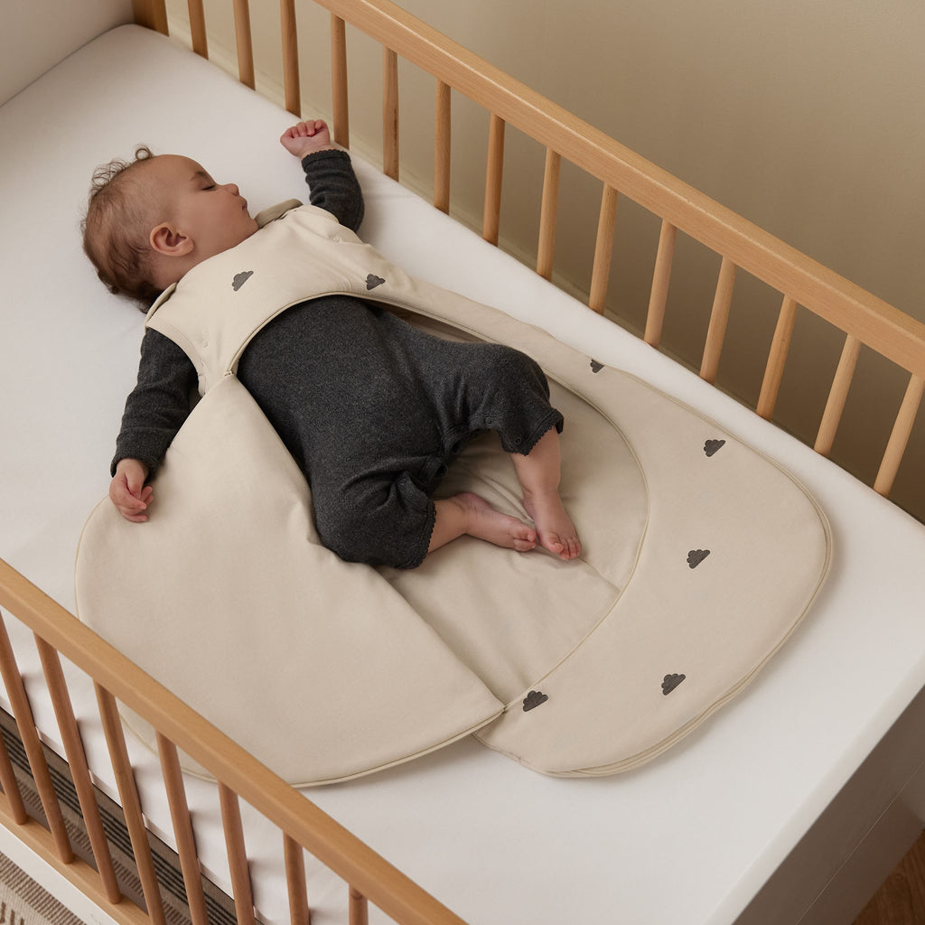 SnüzPouch Babyschlafsack 6-18 Monate 2,5 Tog - Sand Cloud