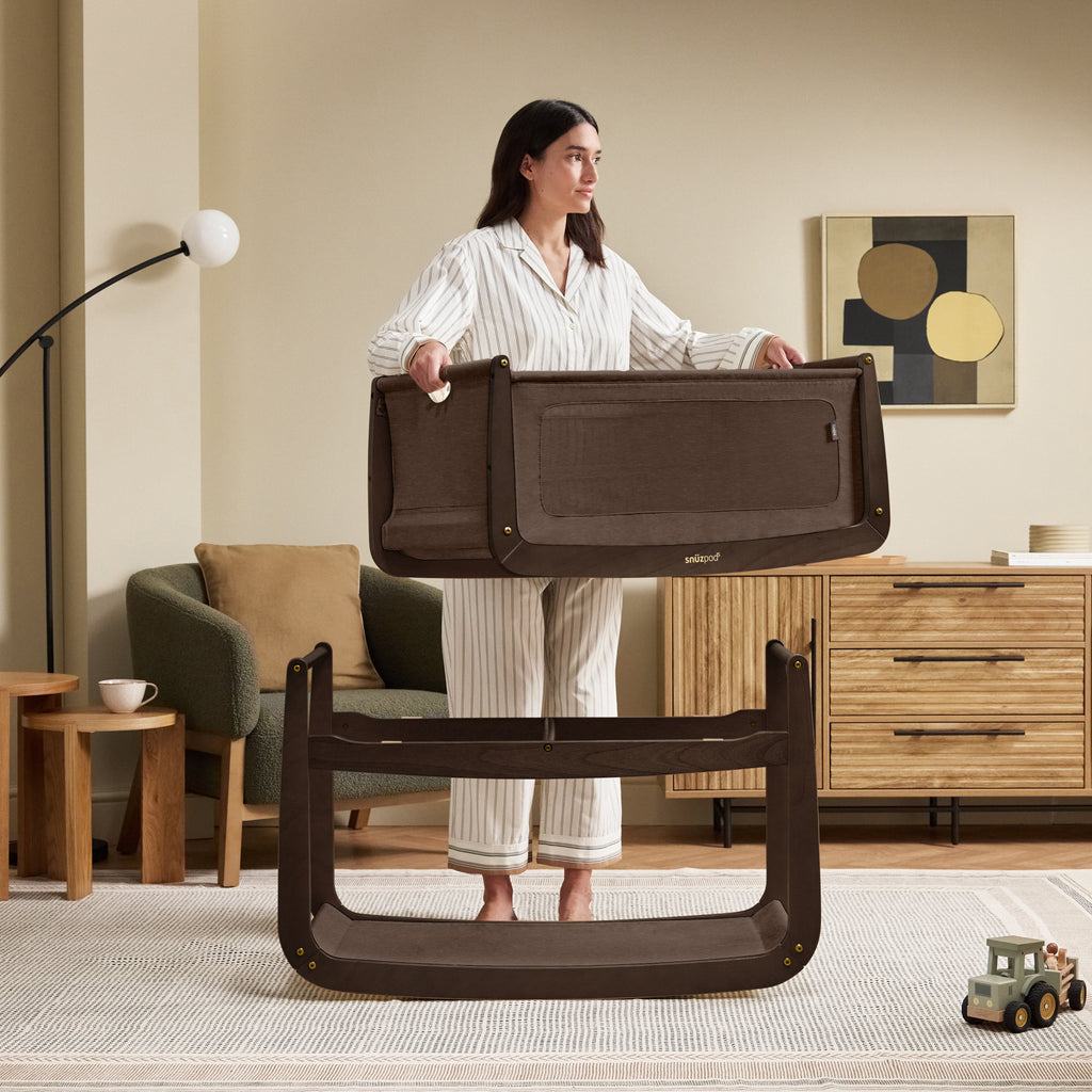 SnuzPod5 Bedside Crib Chocolate