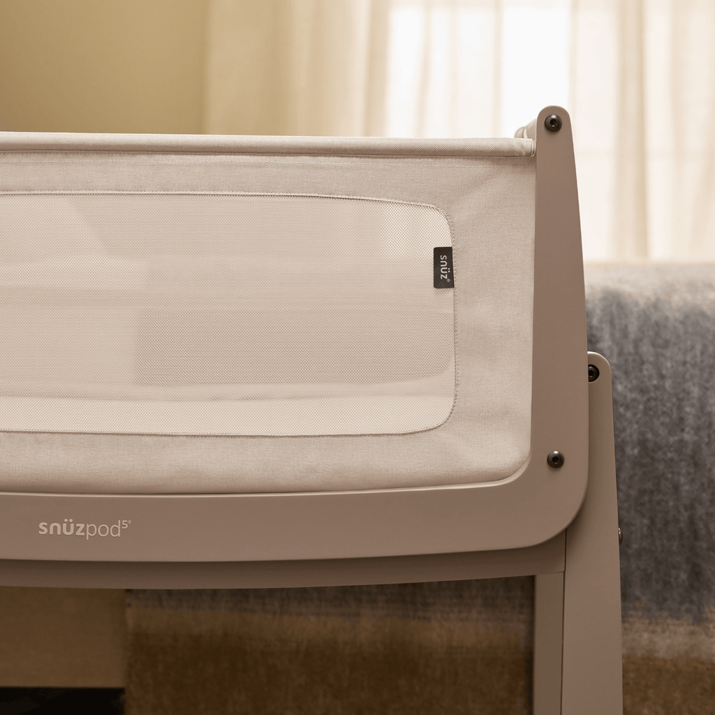 SnuzPod5 Bedside Crib Mocha
