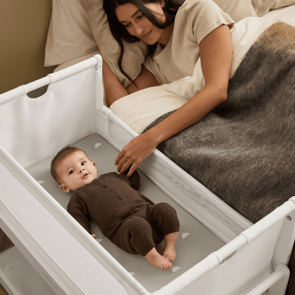 SnuzPod5 Bedside Crib White